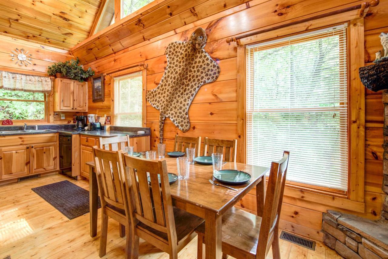 Cabin Of Dreams, 3 Bedroom Water View, Wifi, Hot Tub, Pool Table, Sleep 8 塞维尔维尔 外观 照片